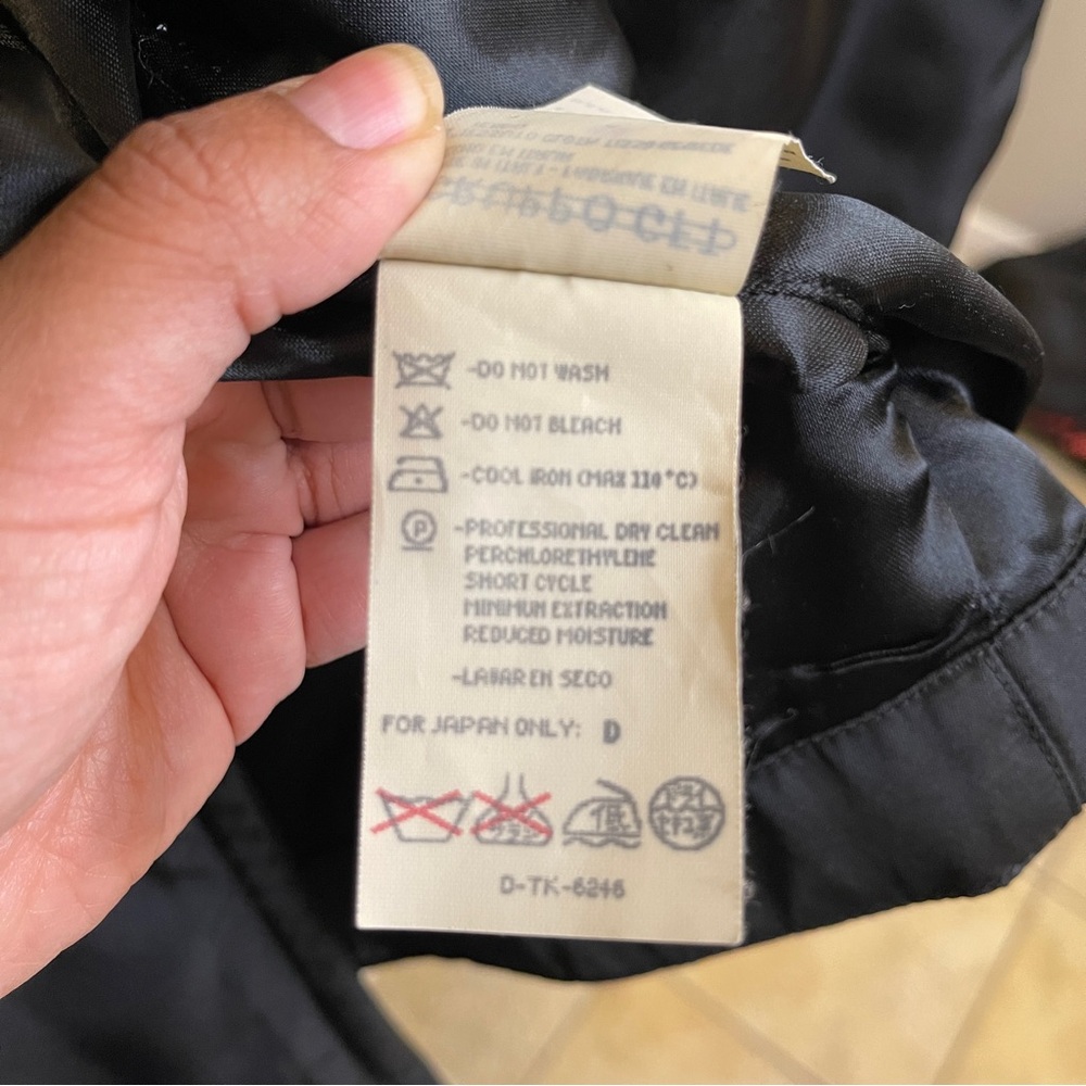 Giorgio Armani Short Single Breasted Jacket Black Size 10 - Picture 3 of 6